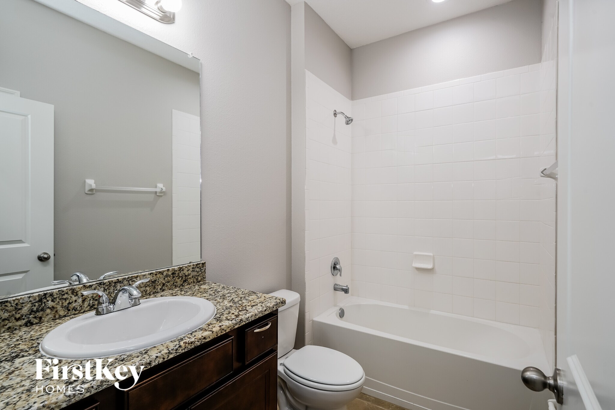 Building Photo - 7517 Lantern Park Ave