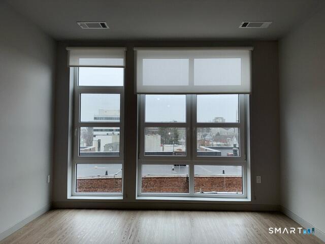 Building Photo - 735 Summer St