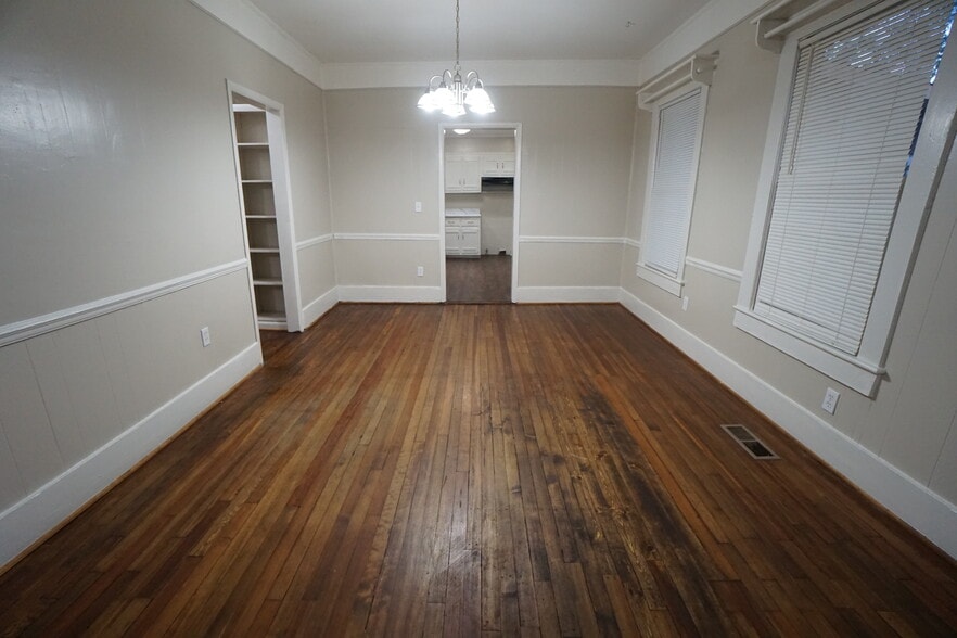 Building Photo - 1194 Birmingham St