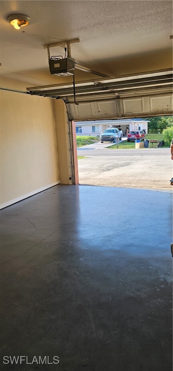 Building Photo - 4731 15th St SW