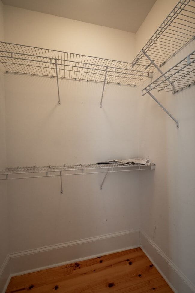 Building Photo - 83 Charter Oak Dr