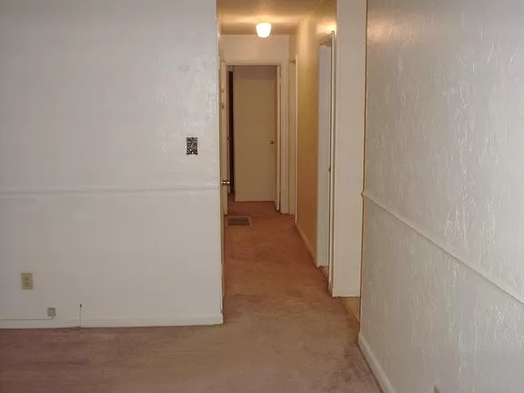 Building Photo - 2007 Harriet Dr