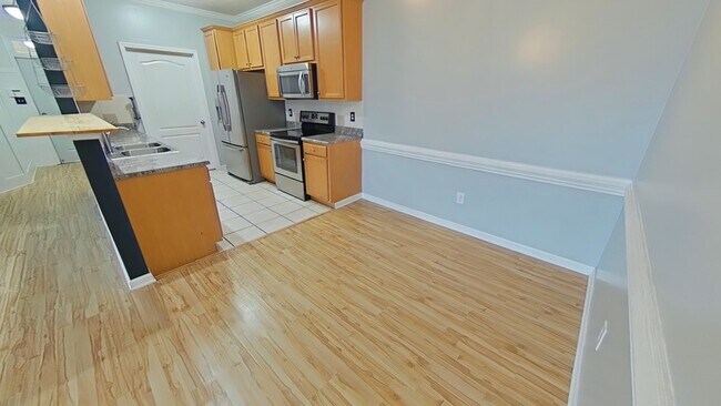 Building Photo - 1324 Kershaw Loop