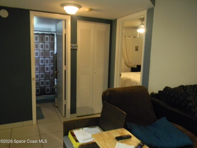 Building Photo - 981 Sonesta Ave NE