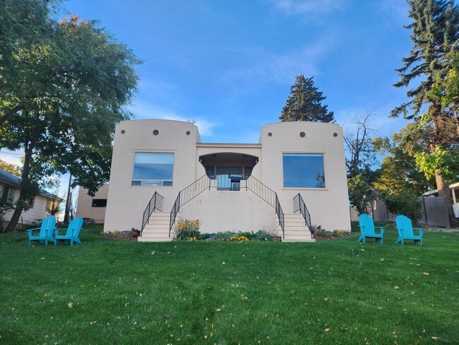 Building Photo - Furnished 1 BDRM/ 1 BA Lakeview Duplex in Polson, MT.