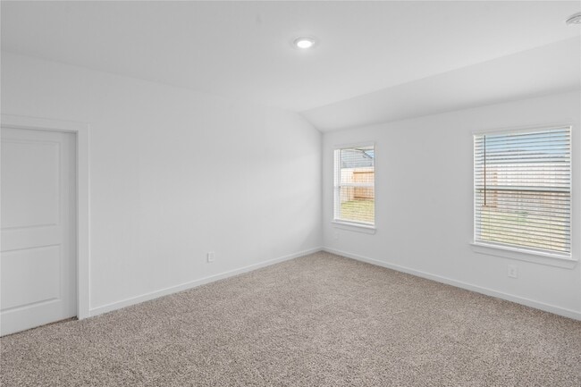 Building Photo - 30618 Wicklow Gdns Dr