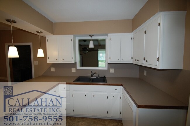 Building Photo - Sherwood 3 Bedroom Home