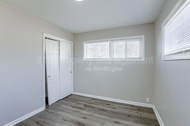 Building Photo - 11201 Crystal Ave