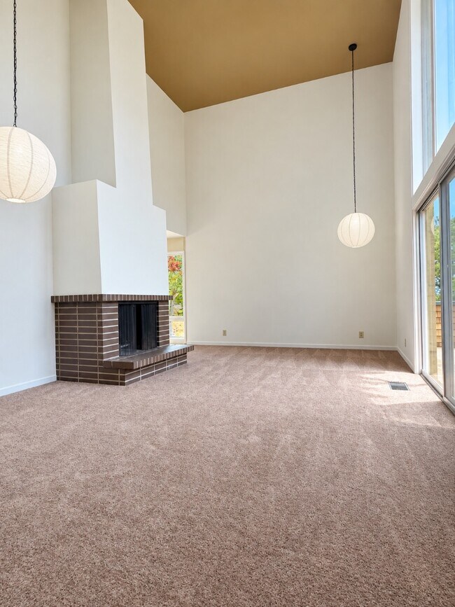 Building Photo - 309 Mar Vista Dr