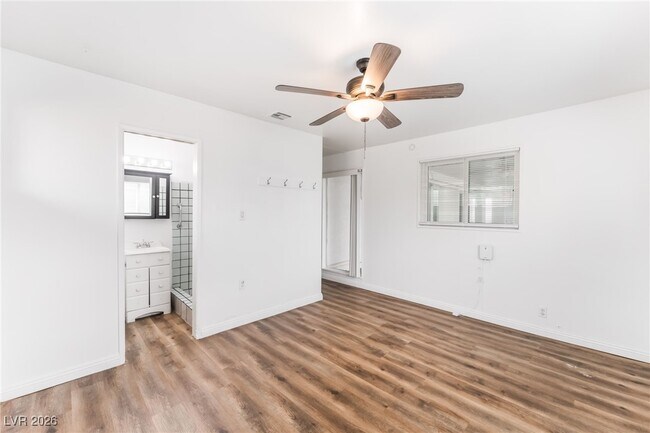 Building Photo - 1109 Tumbleweed Ave