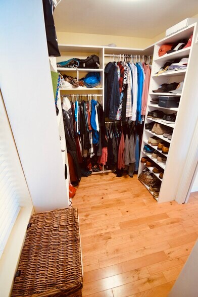 Building Photo - 4376 Olive St