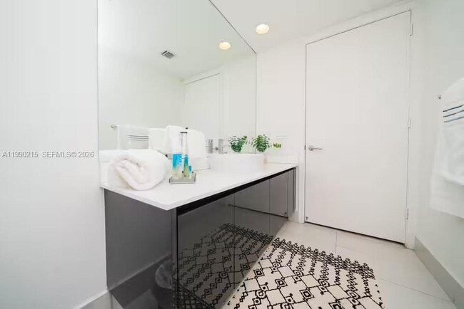 Building Photo - 31 SW 6th St