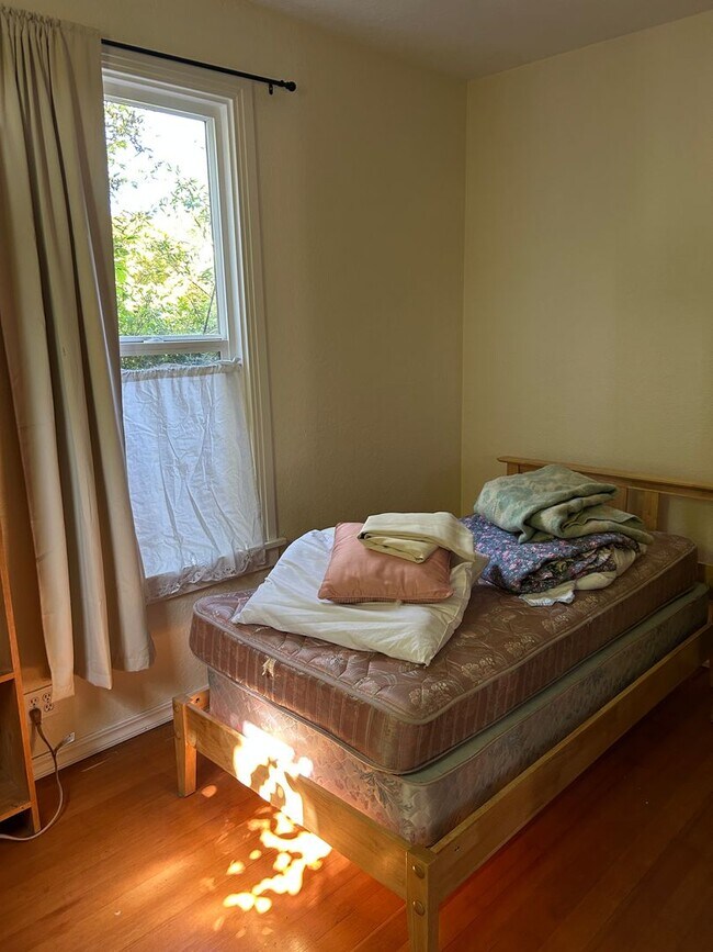 Building Photo - Charming 4-Bedroom Home Near Cal Poly Humb...