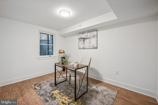 Building Photo - 1614 Kilbourne Pl NW