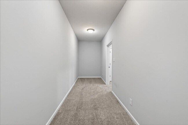 Building Photo - 7147 Governor's Row - $2,625.00/mo.