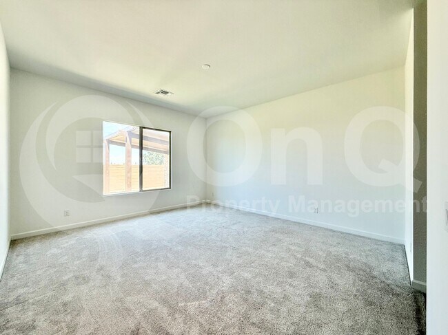 Building Photo - 22604 E Lords Wy