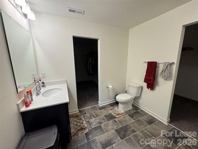 Building Photo - 574 Scotch Meadows Loop