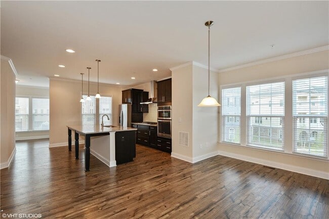 Building Photo - 200 Braeden Wy