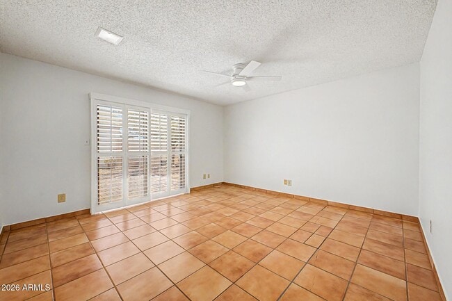 Building Photo - 8689 E Roosevelt Cir