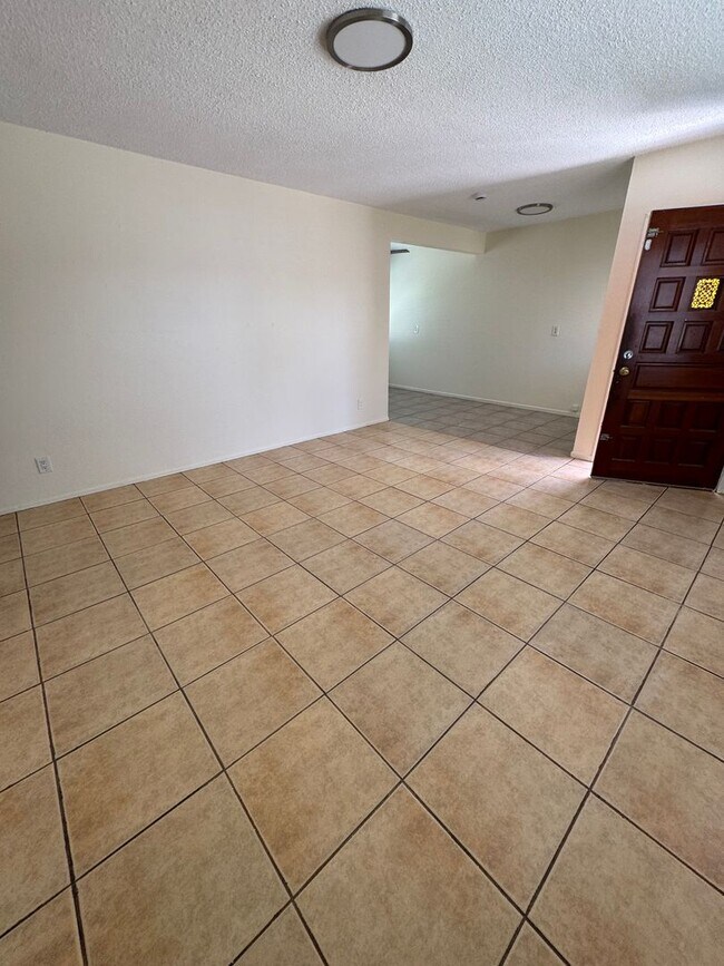 Building Photo - 539-541 E 220th Street