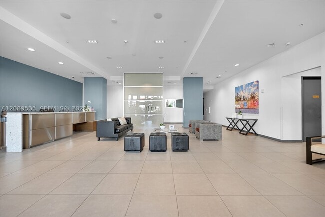 Building Photo - 7901 Hispanola Ave