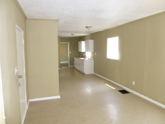 Building Photo - COMING SOON!!