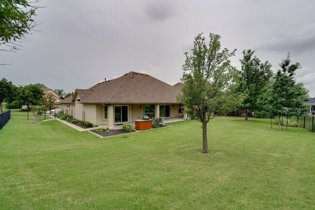 Building Photo - 9600 Colbert Cove