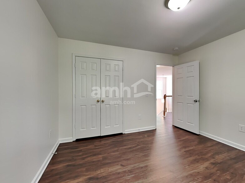 Building Photo - 3813 Windstream Way