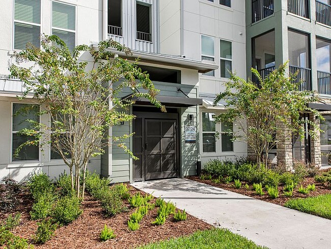 Building Photo - 9264 Moss Preserve Pkwy