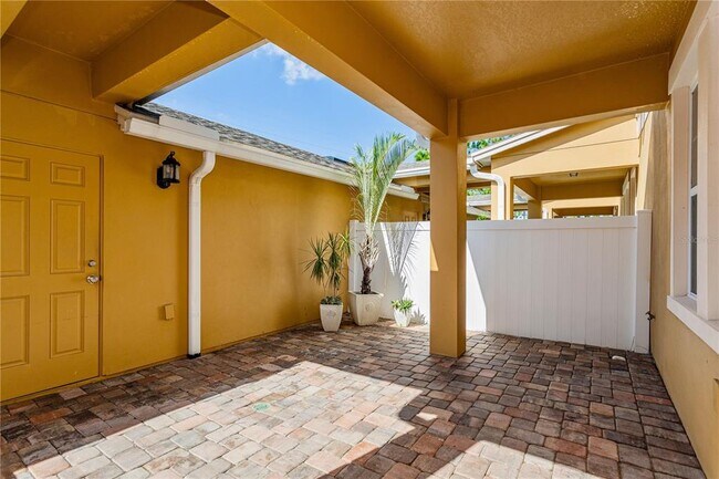 Building Photo - 15473 Sugar Citrus Dr