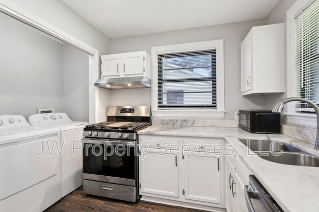 Building Photo - 1309 Moisant St