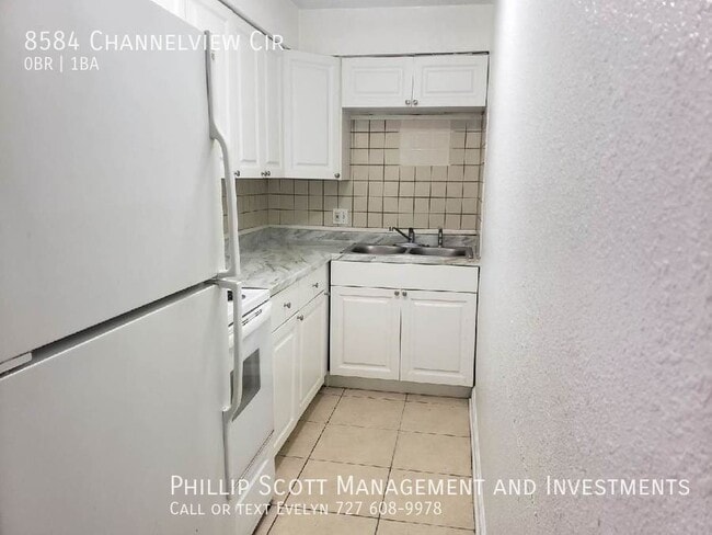 Building Photo - 8584 Channelview Cir