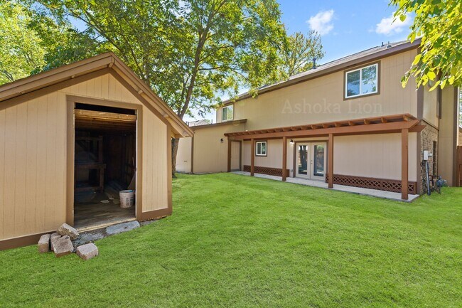 Building Photo - Coming Soon ! Come check out this beautifu...