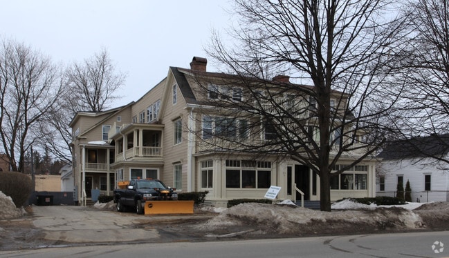 Primary Photo - 58 Winthrop St