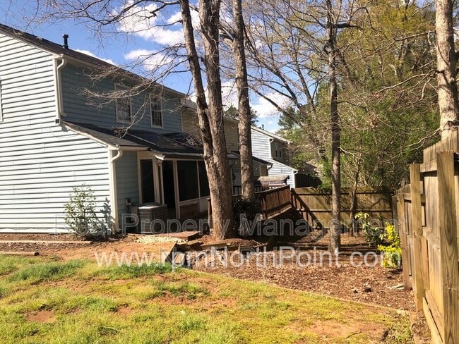 Building Photo - 676 Anderson Walk