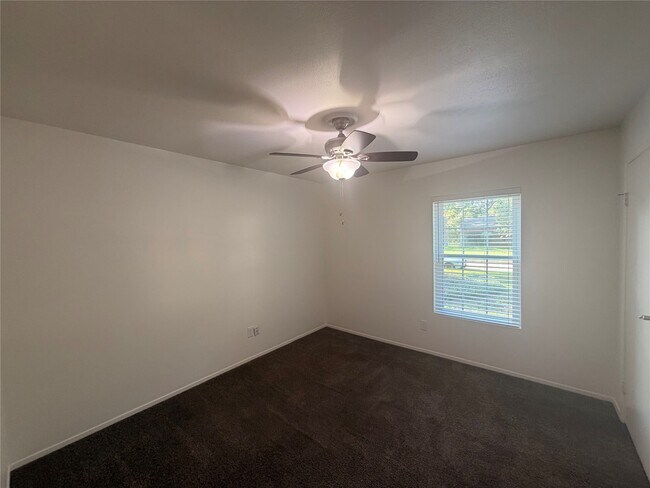 Building Photo - 3214 Big Spruce Dr
