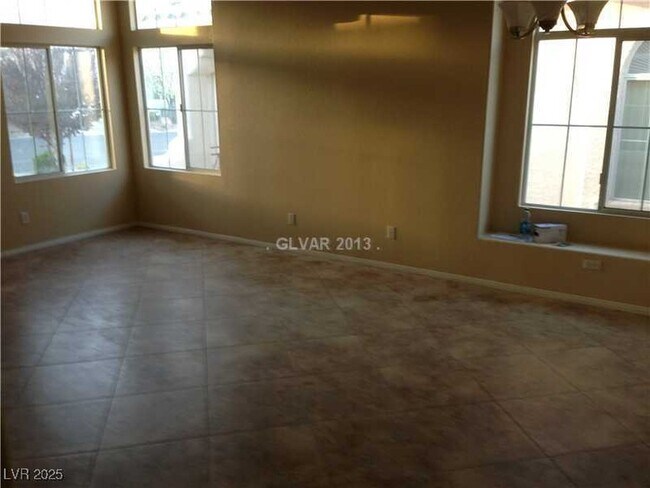 Building Photo - 1020 Windhook St