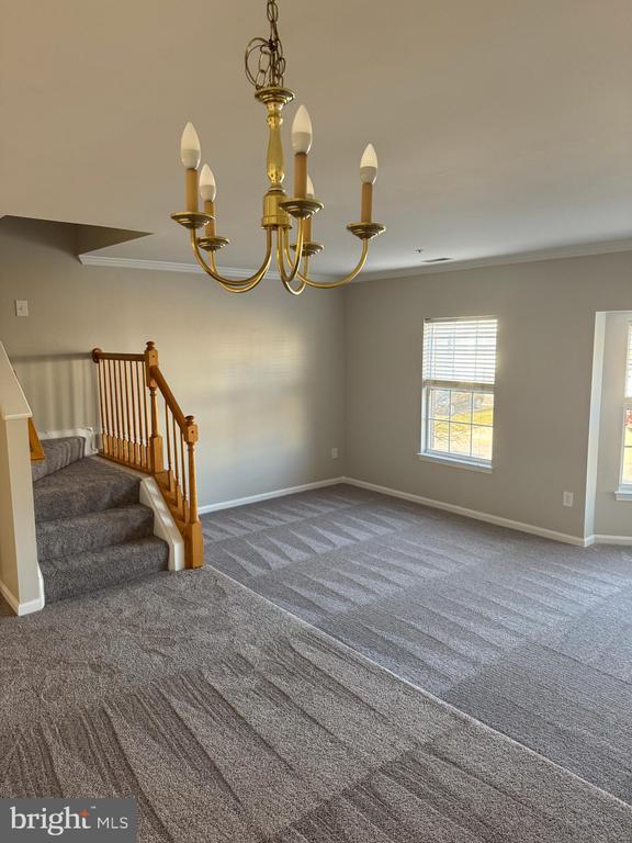 Building Photo - 113 Pinecove Ct