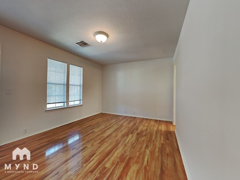 Building Photo - 23613 Twisting Falls Dr