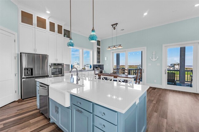 Building Photo - 312 Seagrass