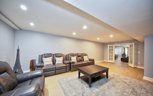 Building Photo - 15806 Copper Beech Dr