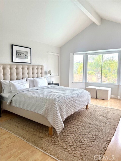 Building Photo - 24725 Cll Serranona