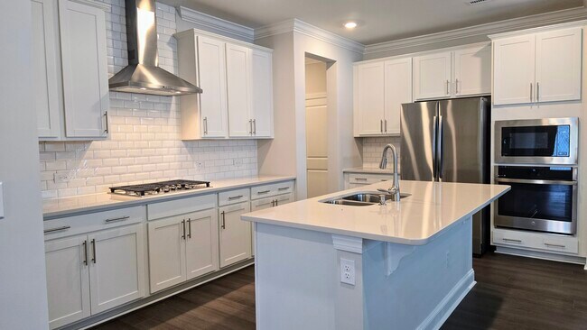 Building Photo - 1144 Topaz Cave Cir