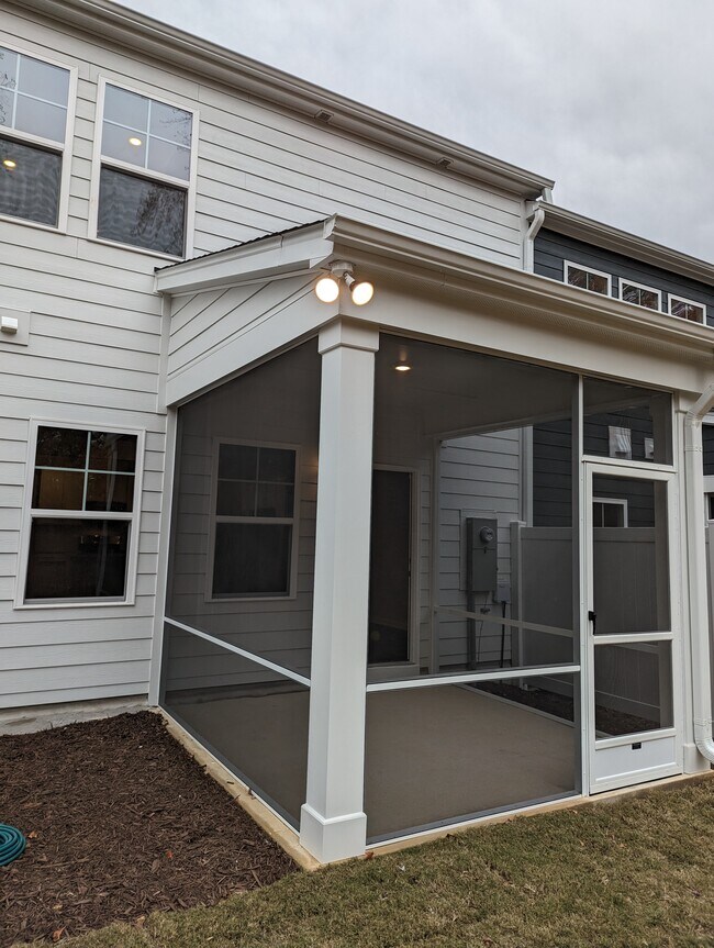 Building Photo - 1838 Porch Swing Way