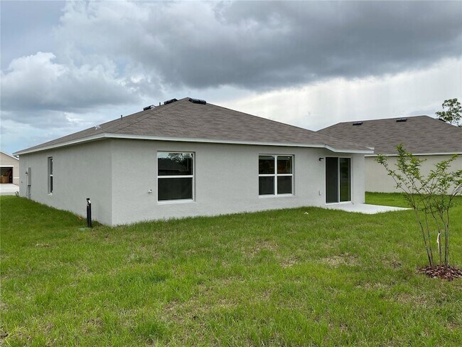 Building Photo - 93 Hickory Course Pass