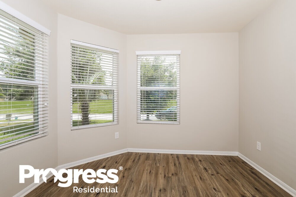 Building Photo - 16738 N Gull Dr