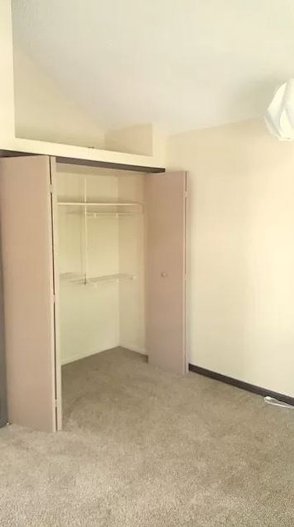 Building Photo - Spacious 3 Bed, 2 Bath House in Loveland!