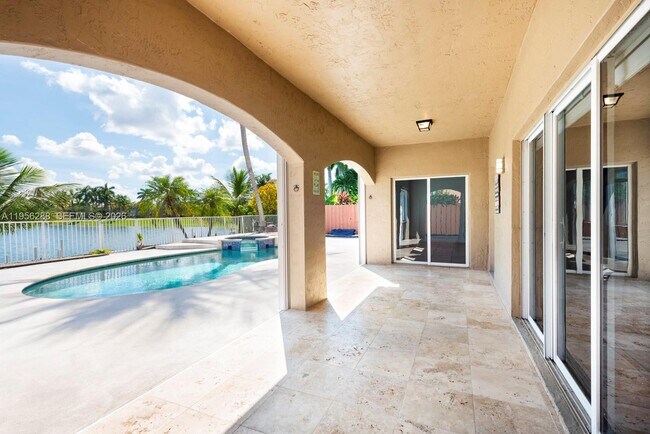 Building Photo - 13116 SW 136th Terrace