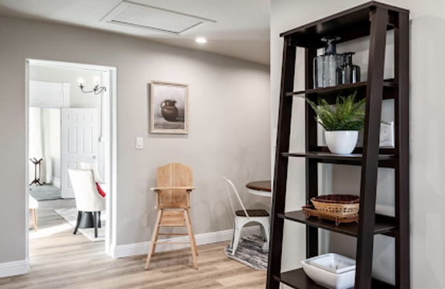 Building Photo - Large 2 Bed, 1 Bath + 2 Bonus Rooms – Two ...