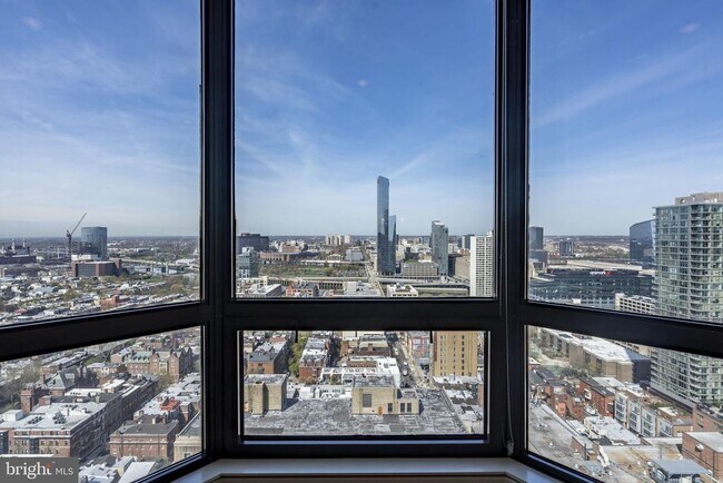 Building Photo - 2018 Walnut St